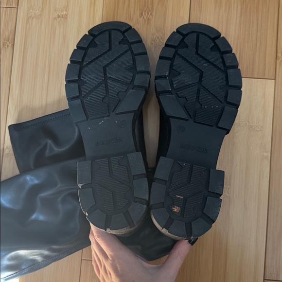 Madden Girl Hart Boots Knee High Lug Sole Boots - Picture 4 of 6